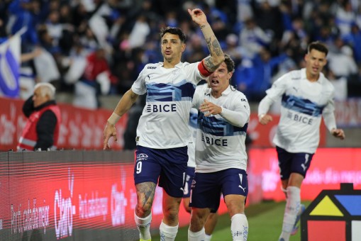 La UC tuvo un debut soñado en el Claro Arena